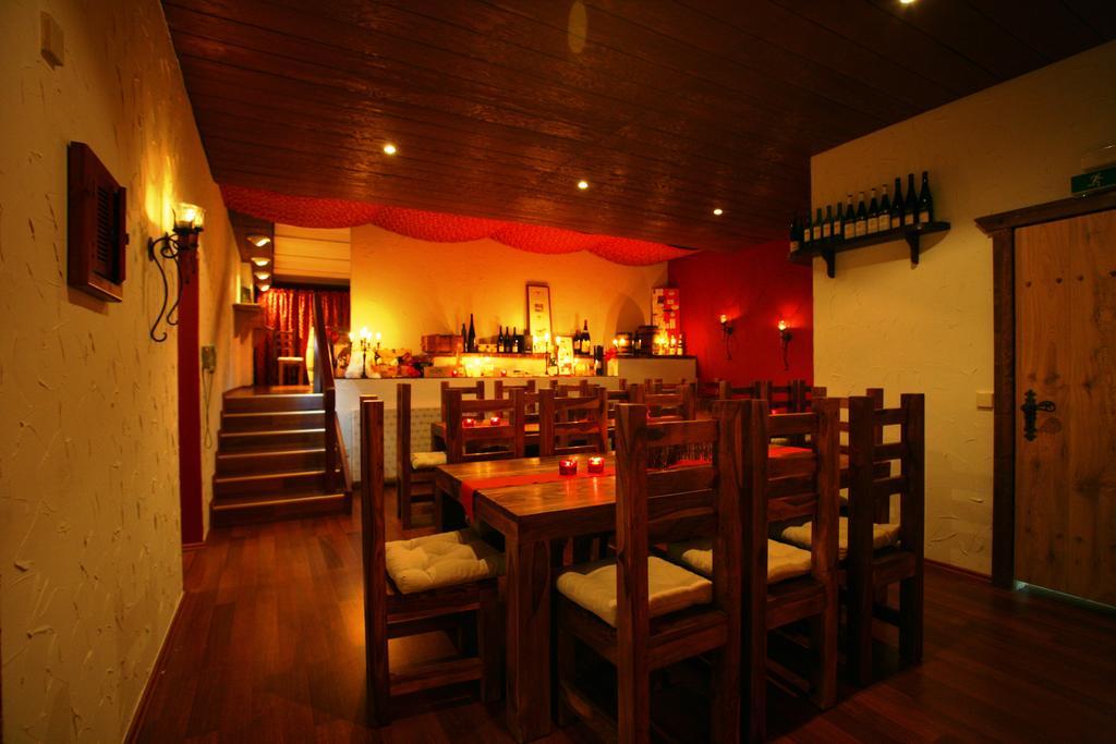 Buescher'S Hotel Und Restaurant 빌레펠트 외부 사진